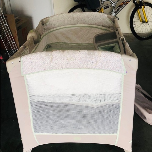 Baby bed two level with a lot storage - Picture 4 of 14